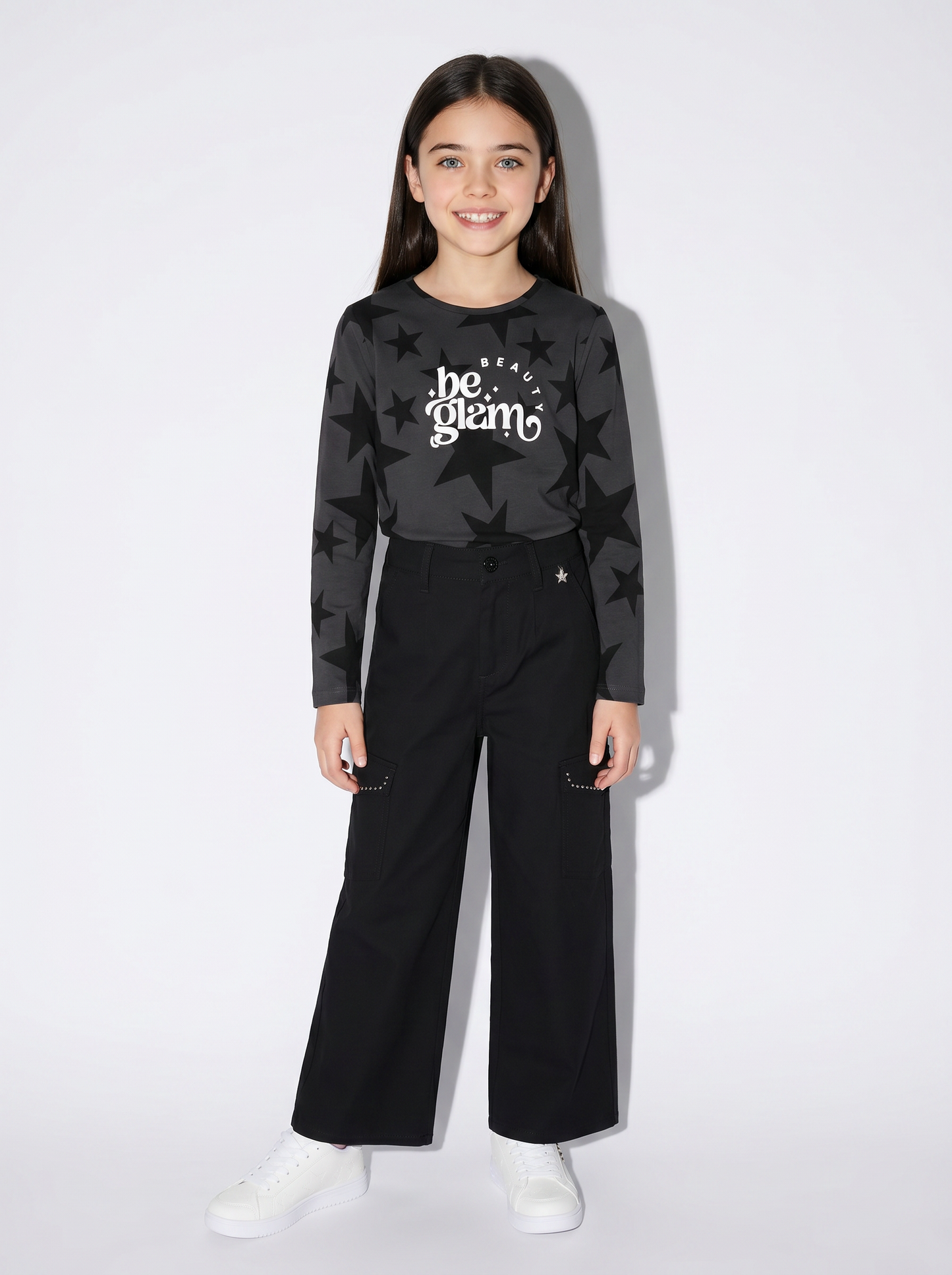 Pantalone da bambina con tasconi e borchie - Nero