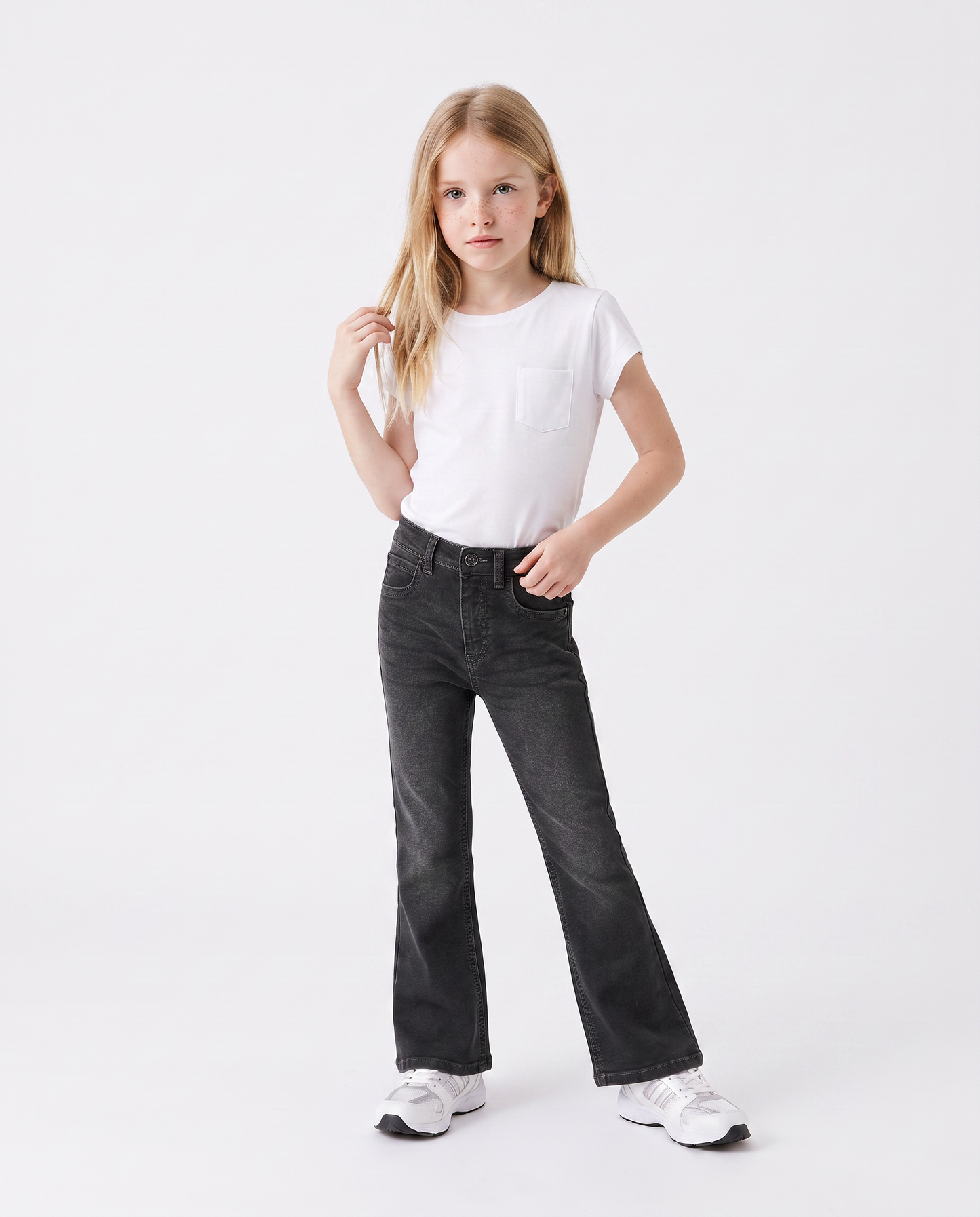 Jeans da bambina in denim svasati - Nero