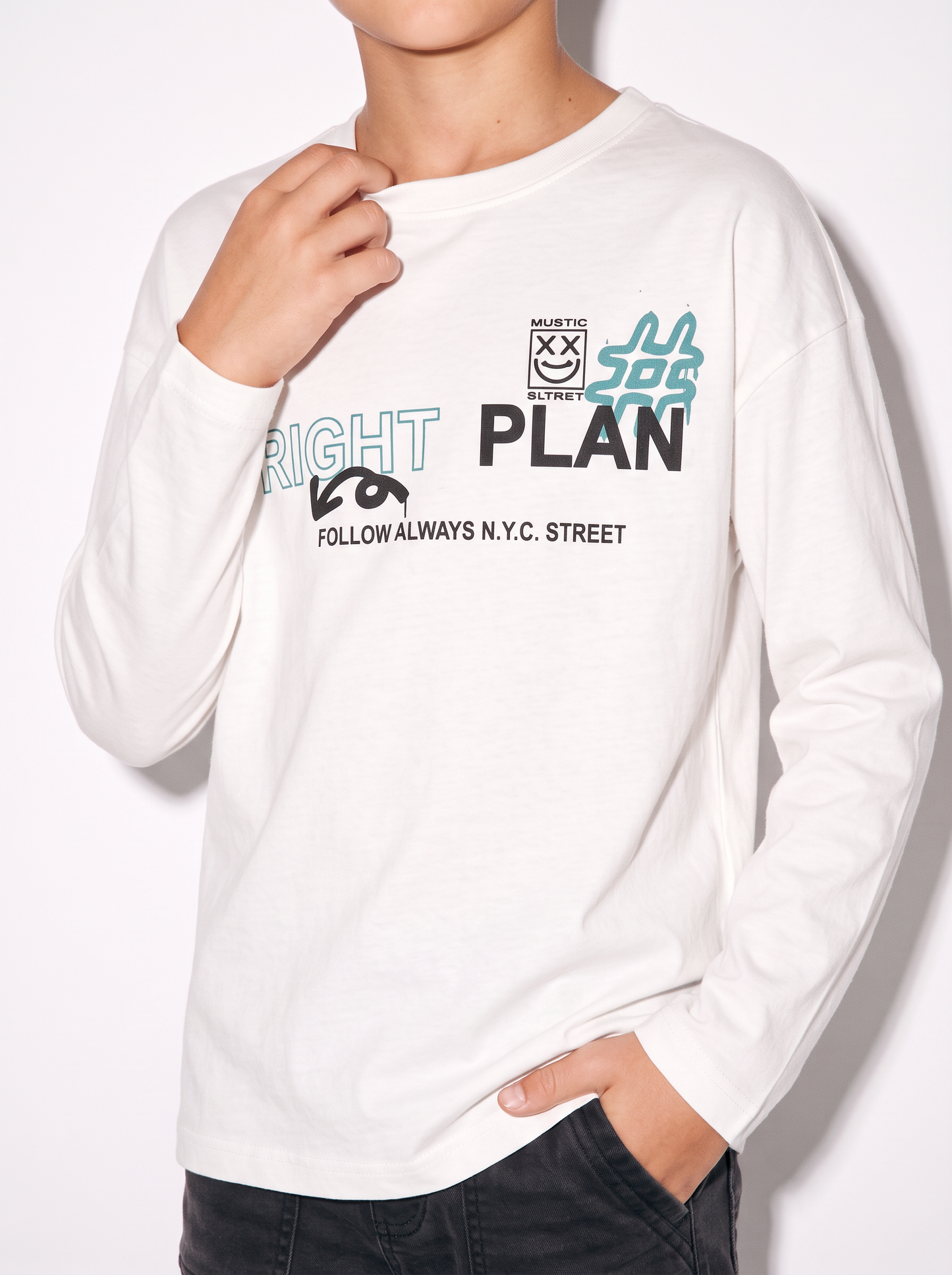 T-shirt oversize con stampa versatile - Bianco latte