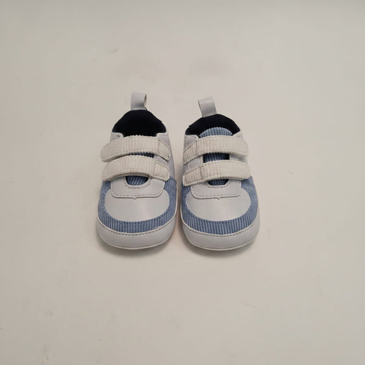 Scarpa bianca con strappi per neonati - Bianco