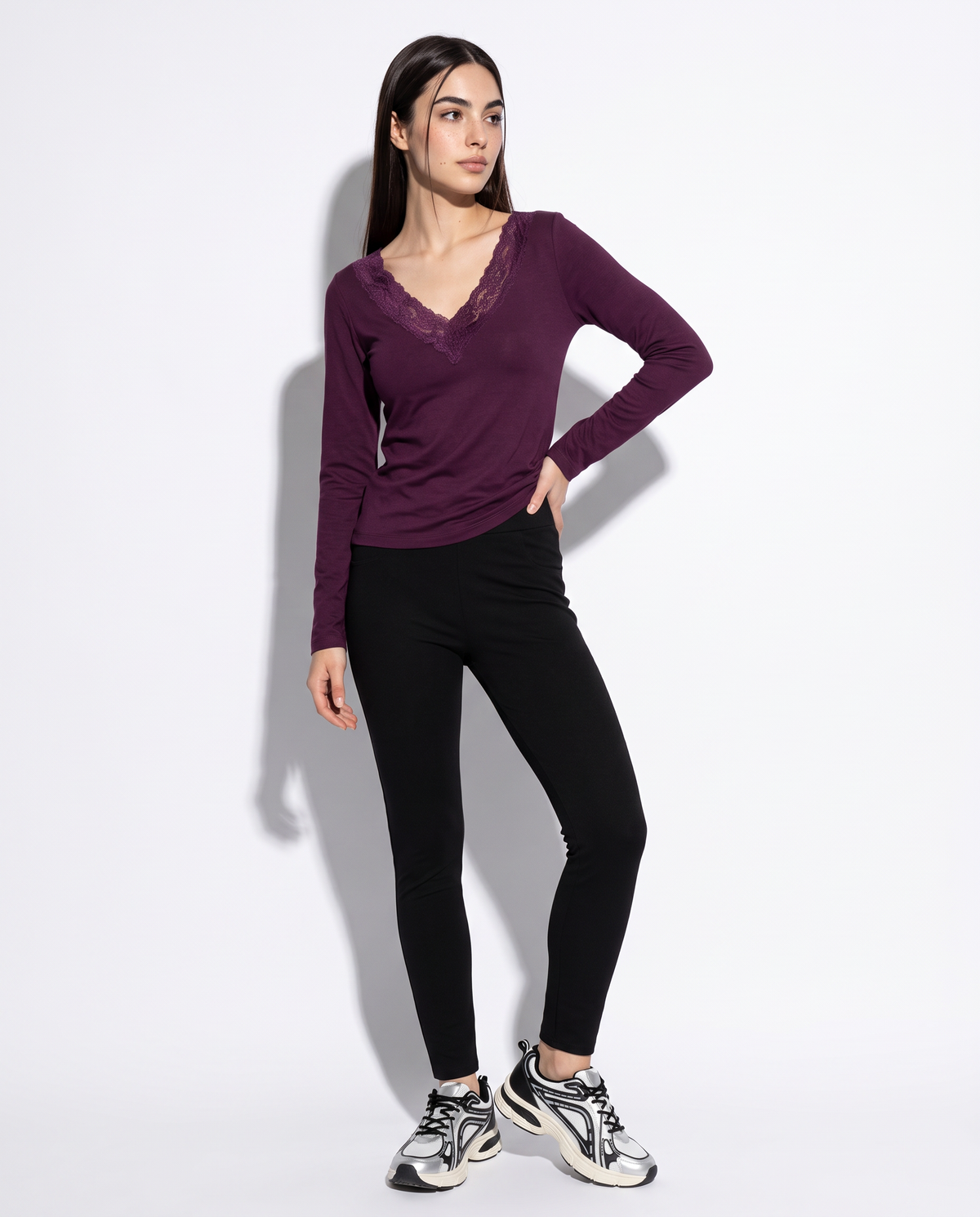 T-shirt manica lunga scollo a V - Bordeaux