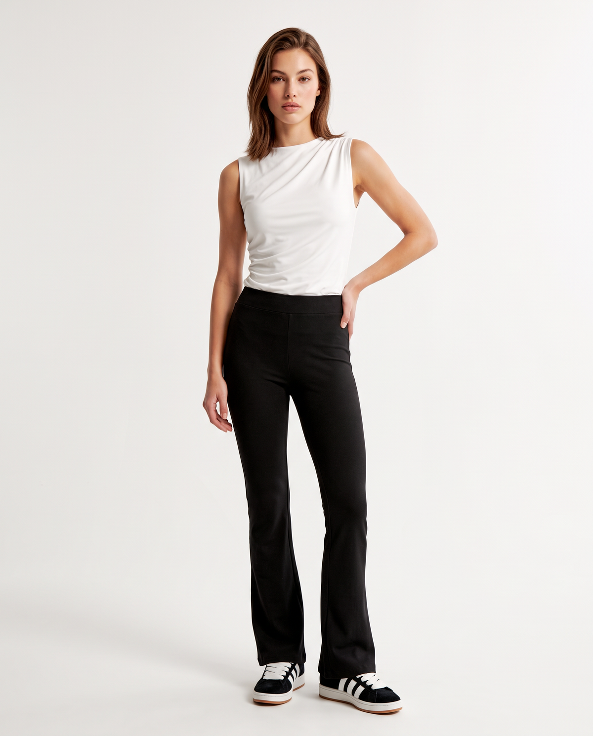 Flared Leggings: Unique Style and Comfort - Black