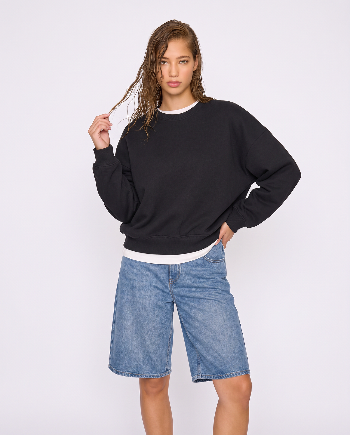 Felpa over crop con paricollo elegante - Nero