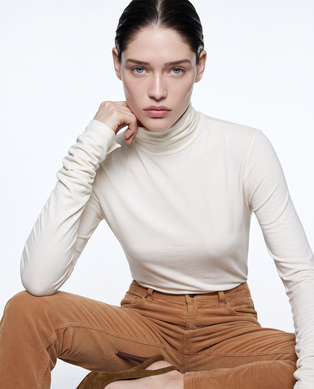 T-shirt collo alto a manica lunga con arriccio - Avorio