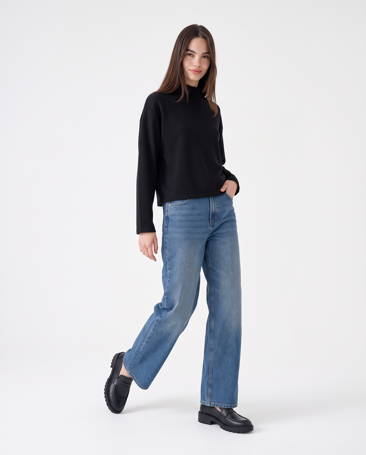 Basic high neck T-shirt regular fit - Black