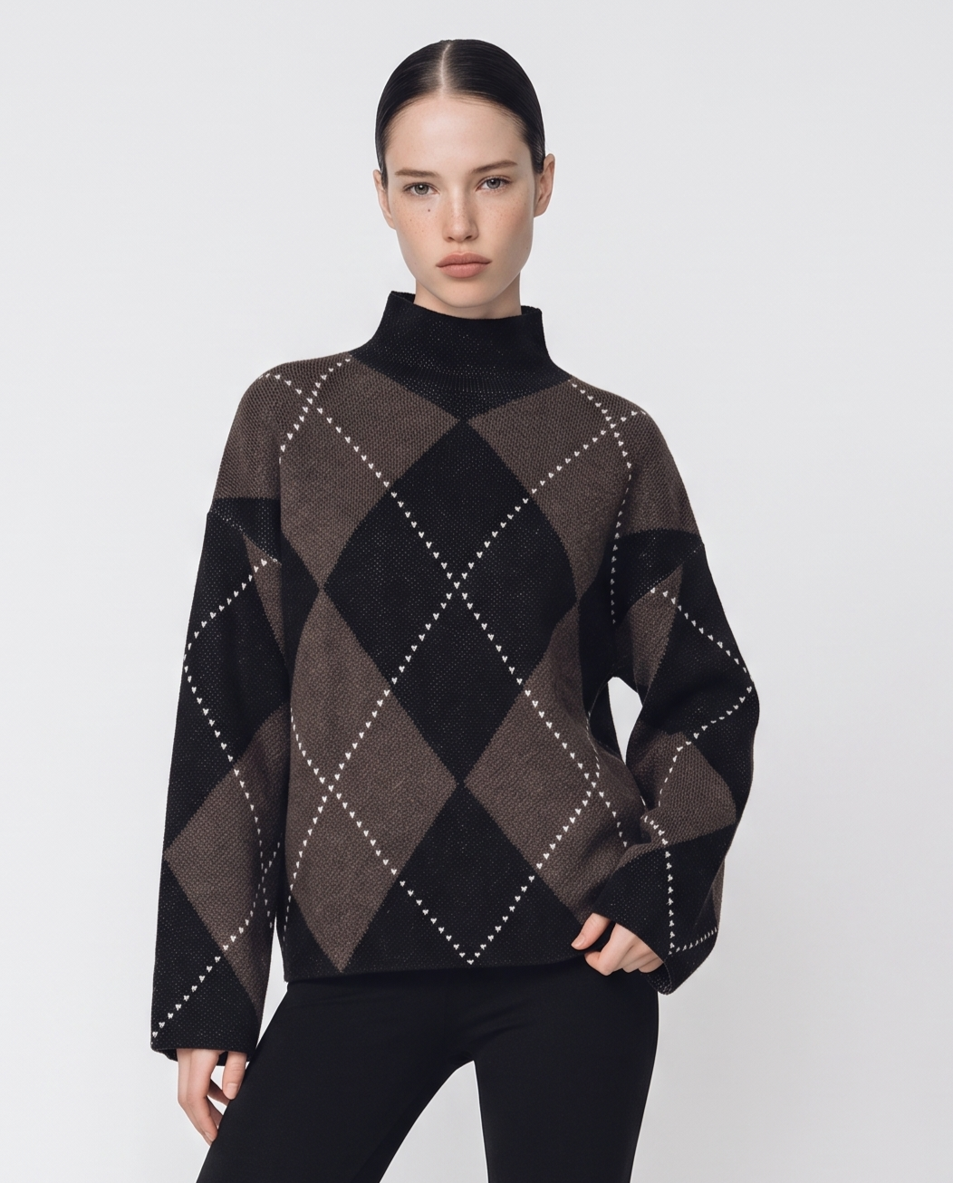 Pullover jacquard a collo alto con rombi - var 1