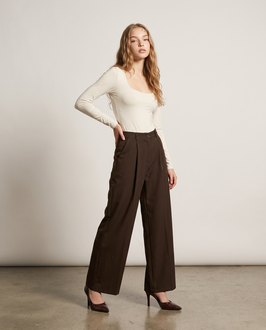 Long sleeve bodysuit with deep neckline - Beige