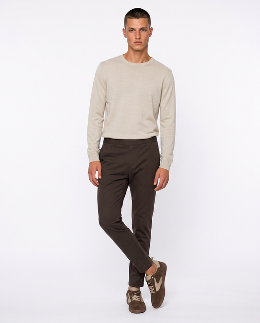 Men's Chino Pants in Diagonal Fabric - Brown