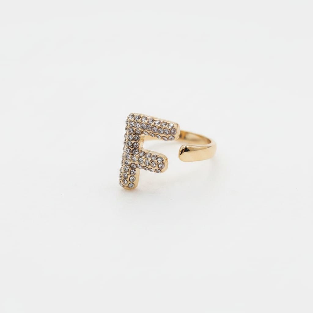 Anello lettera con strass regolabile - var 3