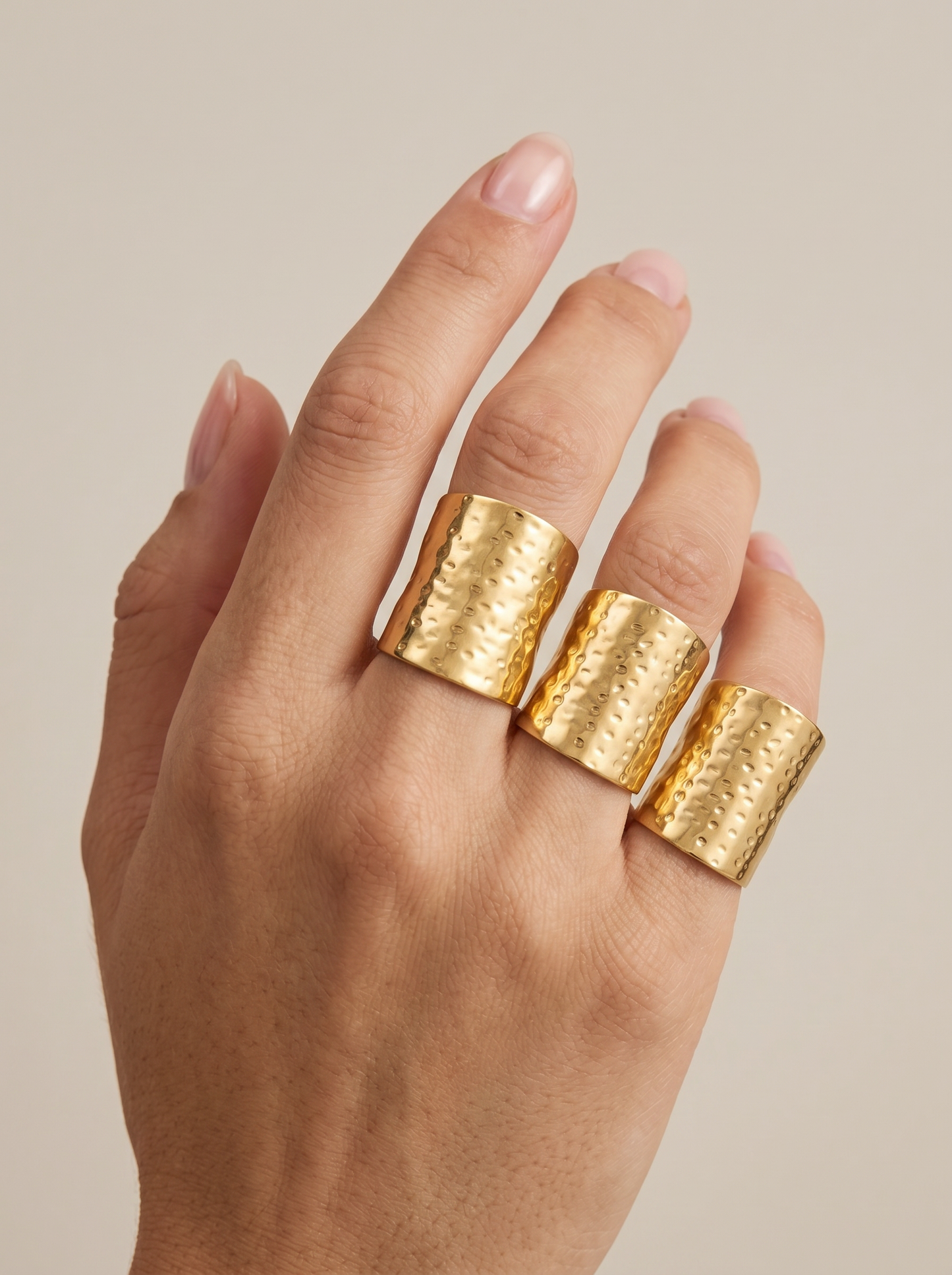 Adjustable Hammered Rings - Gold