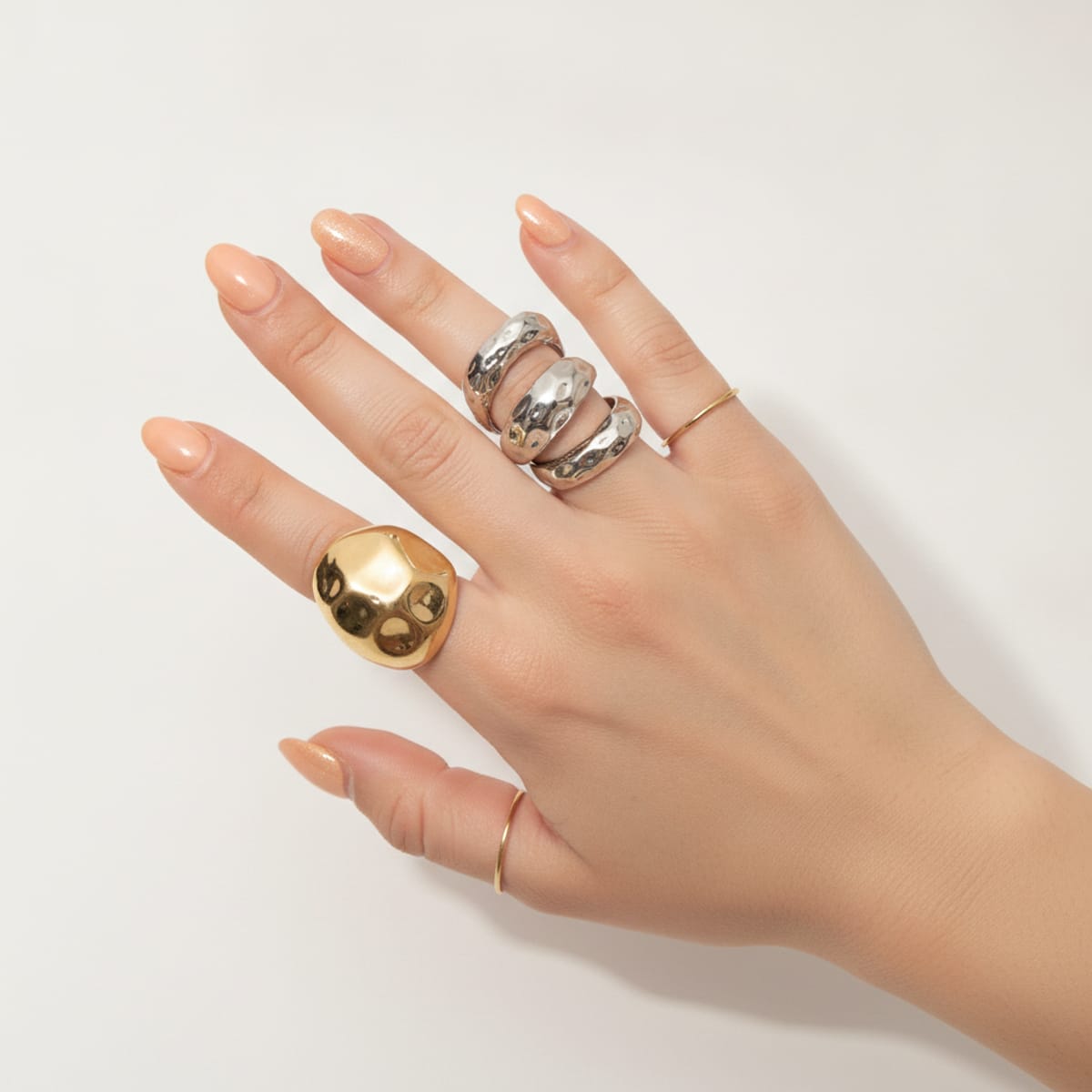 Card 2 Hammered Rings in 2 Colors - Silver