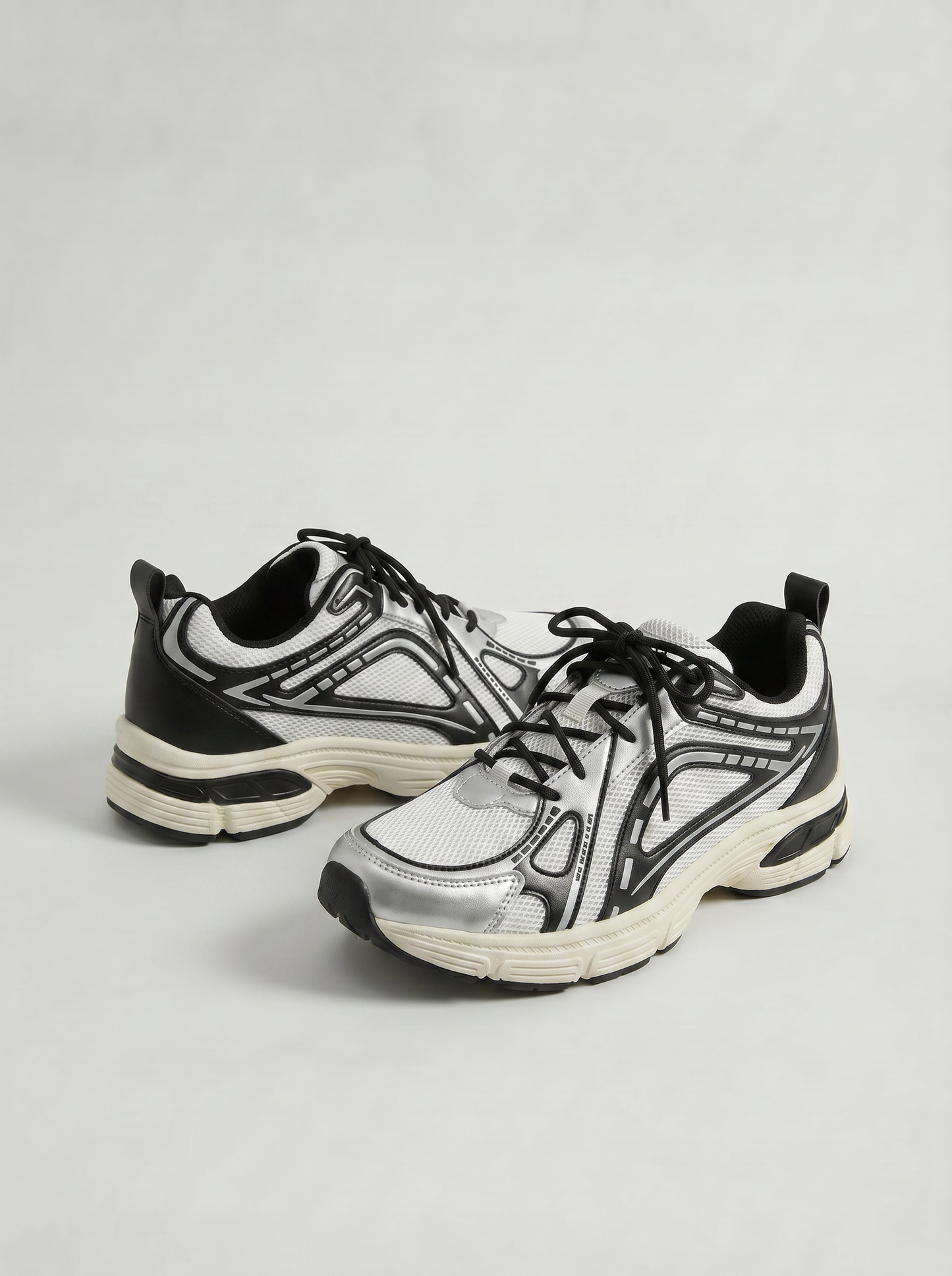 Sneakers with irregular inserts - White