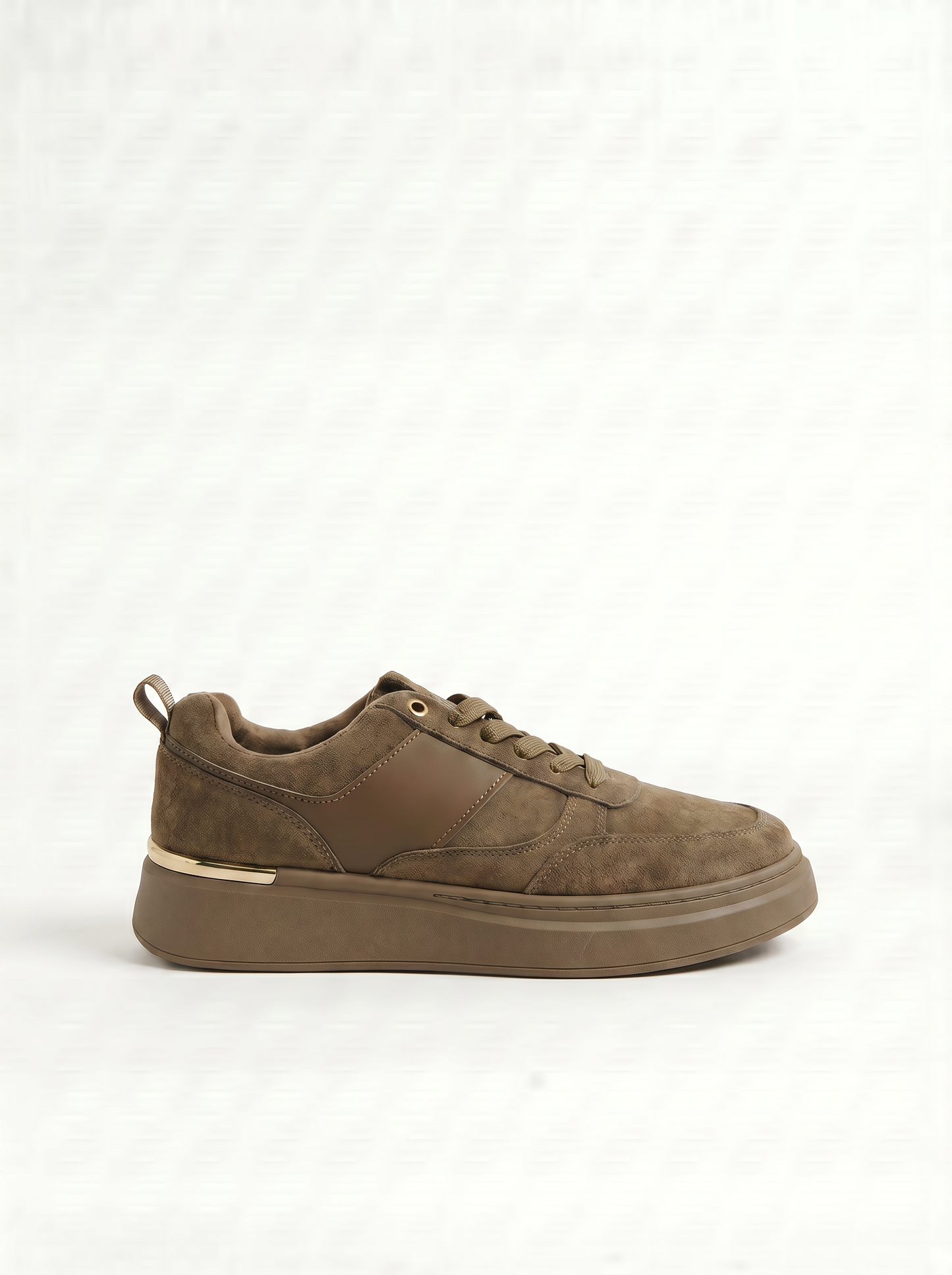 Sneakers beige effetto scamosciato con oro - Beige