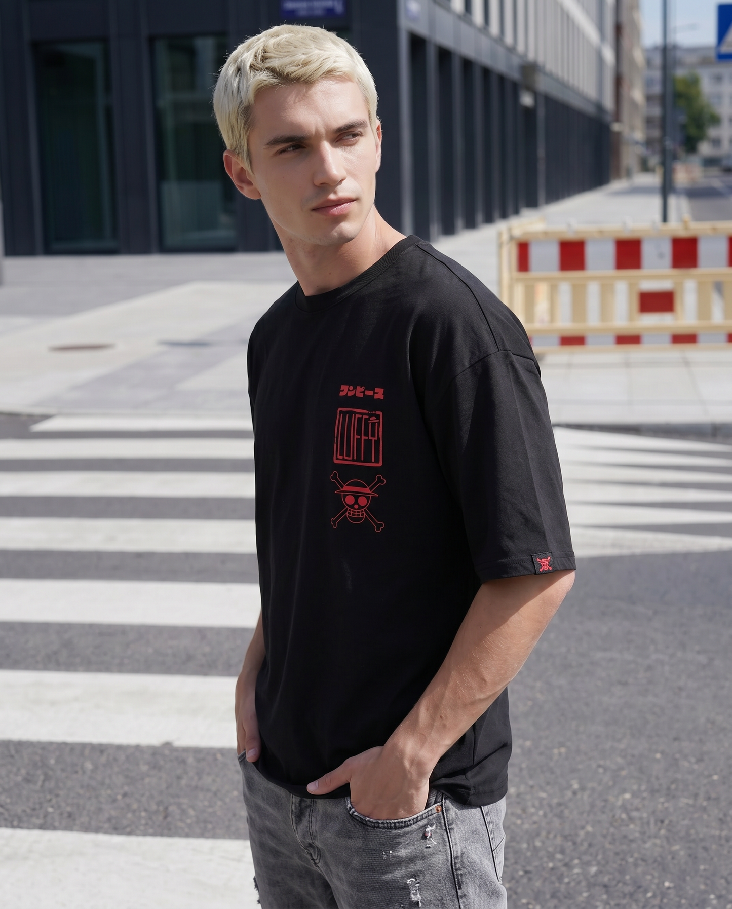 T-shirt One Piece uomo girocollo boxy fit - Nero