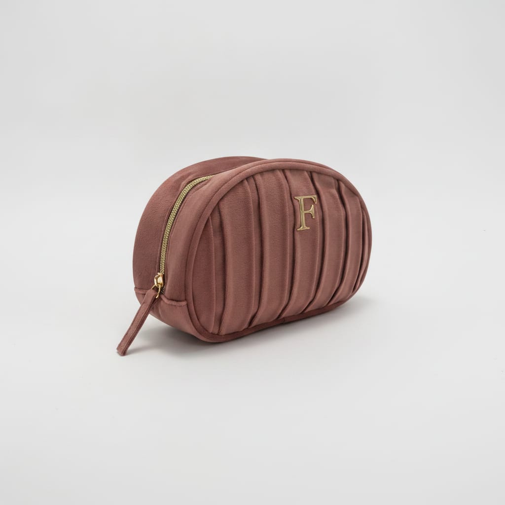 Necessaire in velluto con lettera - var 3