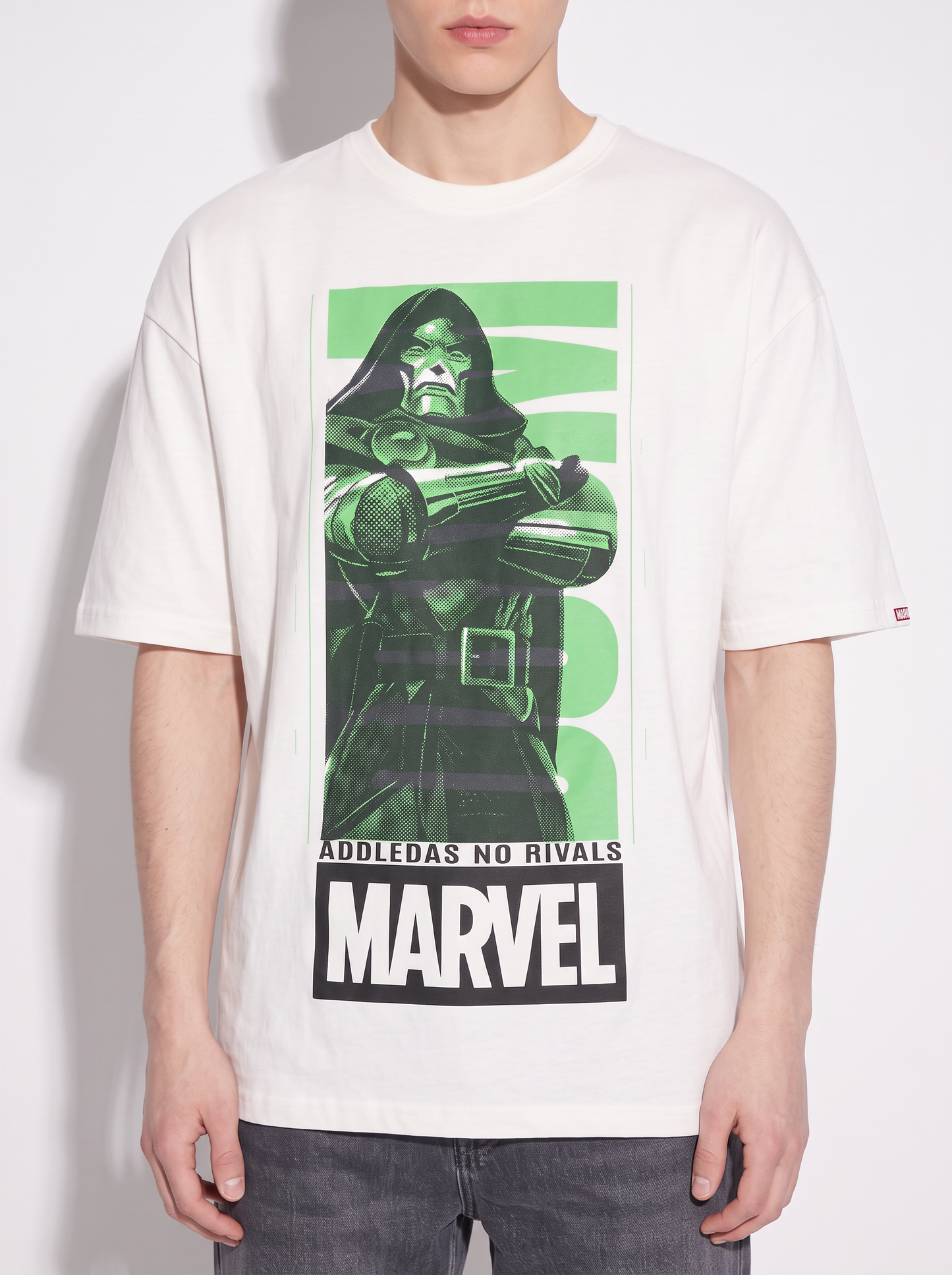 T-shirt Marvel uomo girocollo boxy fit - Bianco