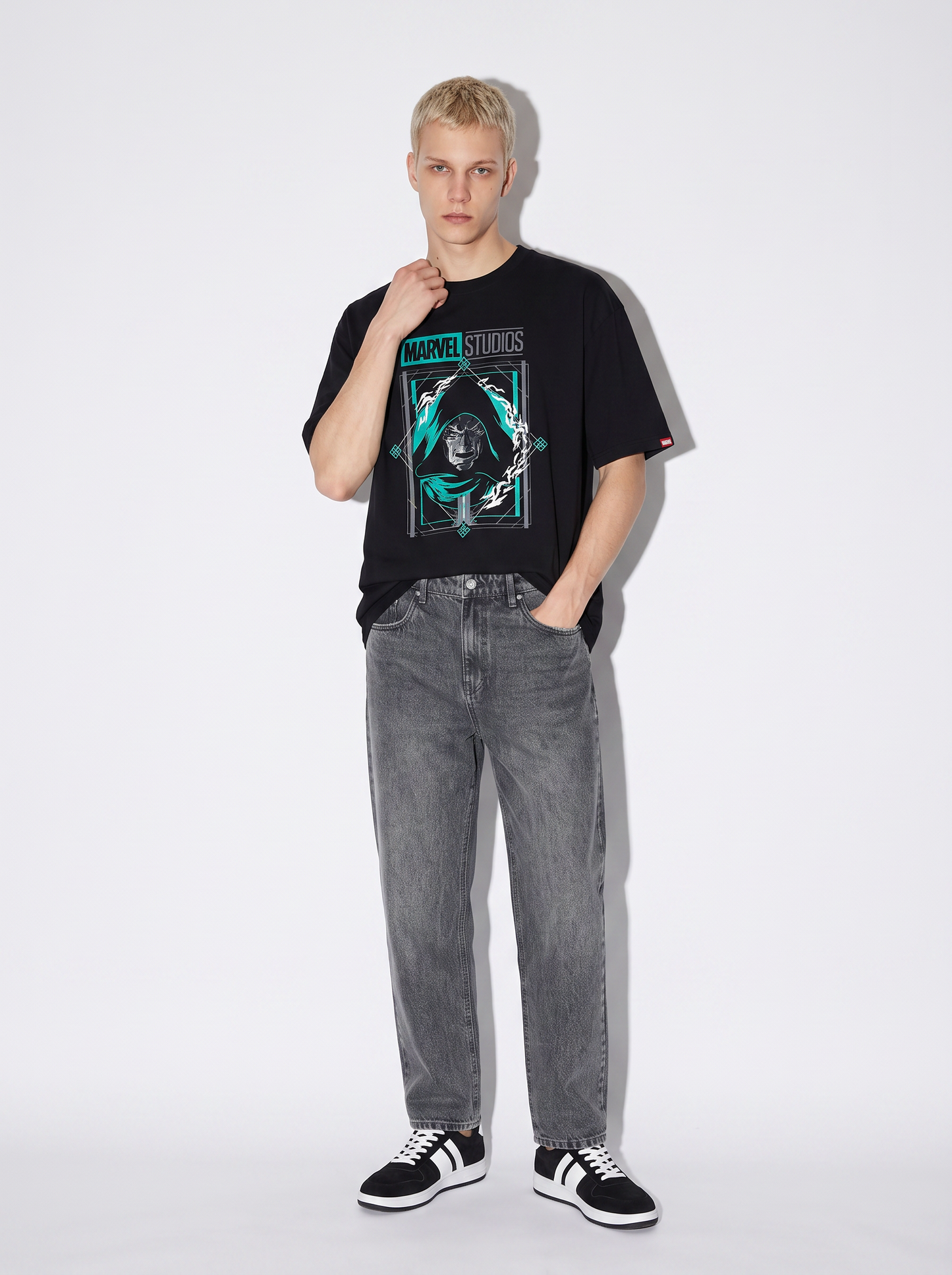 T-shirt Marvel uomo girocollo boxy fit - Nero