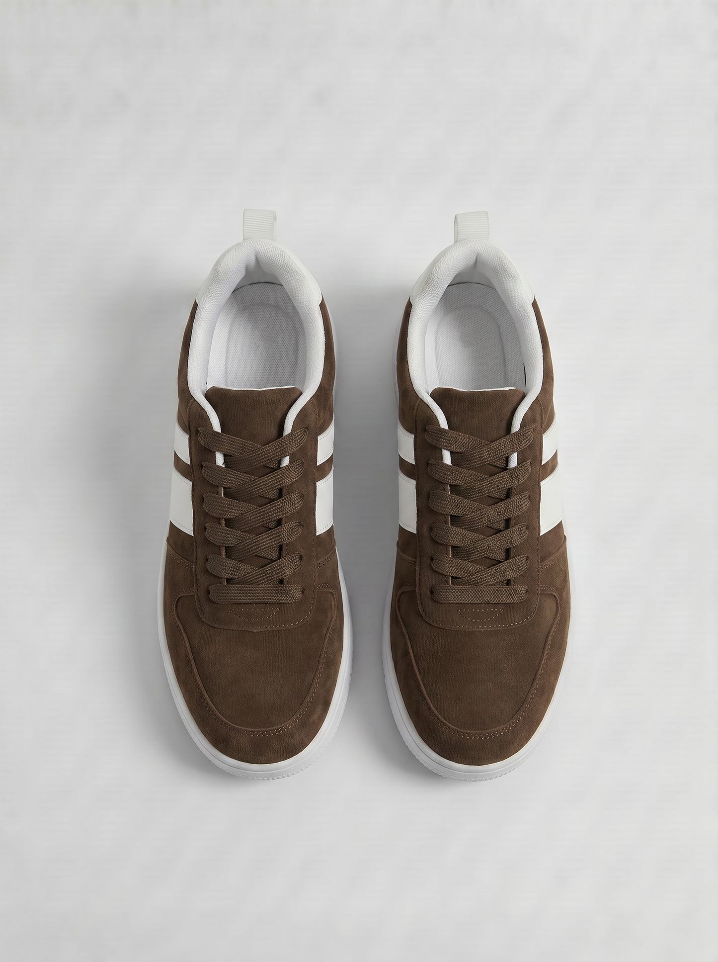 Men's sneakers with wide laces and inserts - Brown
