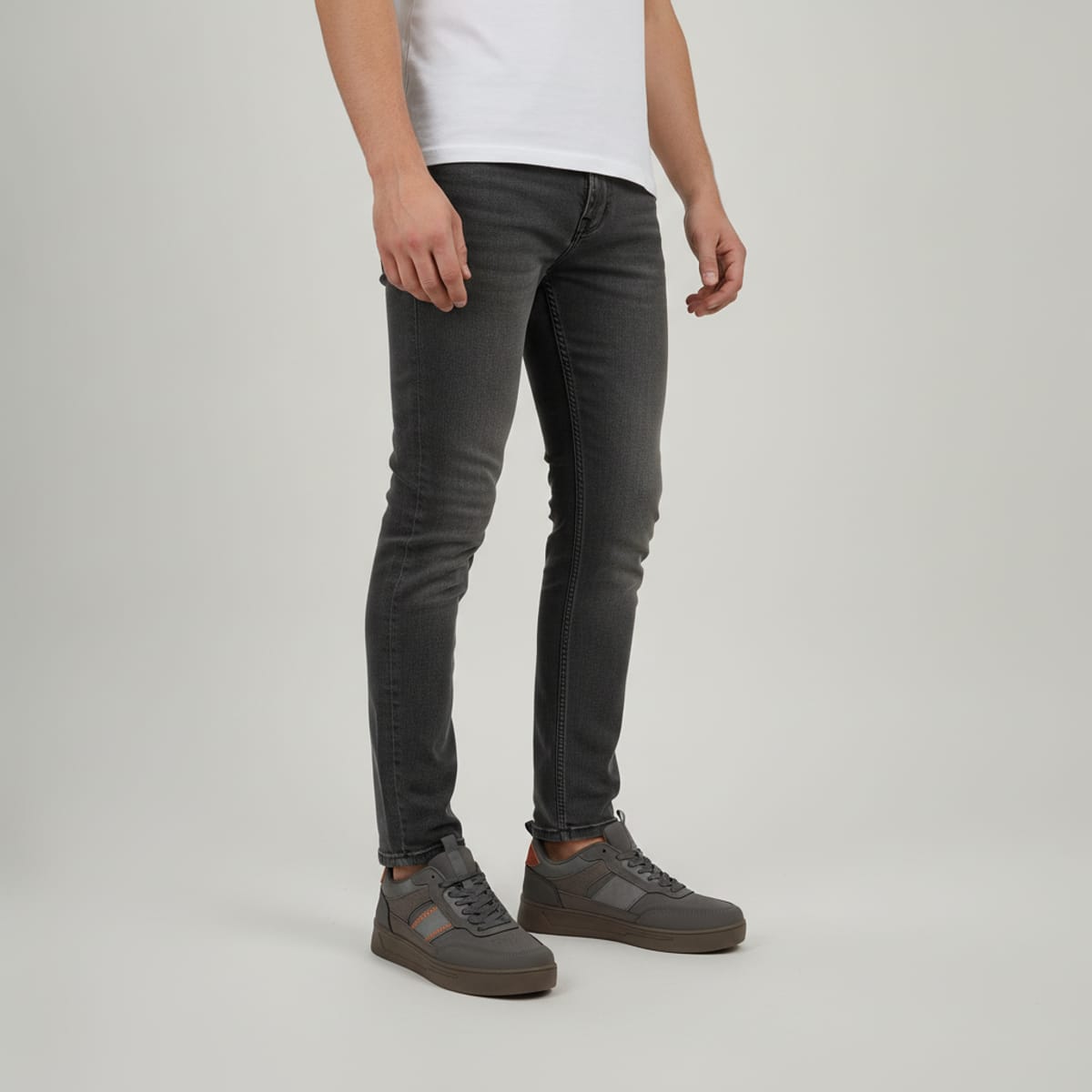 Sneakers grigie con dettagli arancioni - Grigio