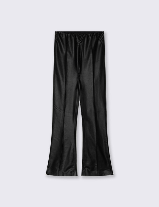 Fuseaux flare: tendenze di stile - Nero