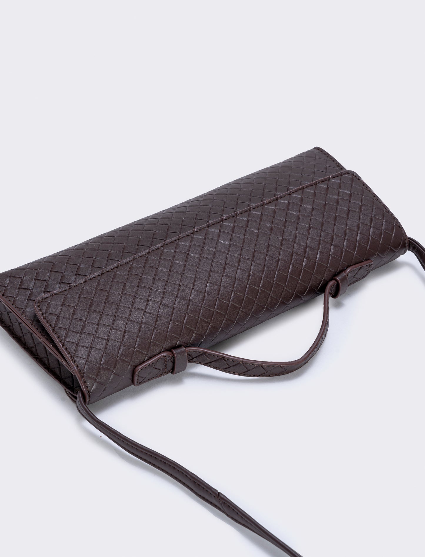 Rectangular handbag with crocodile print - Brown