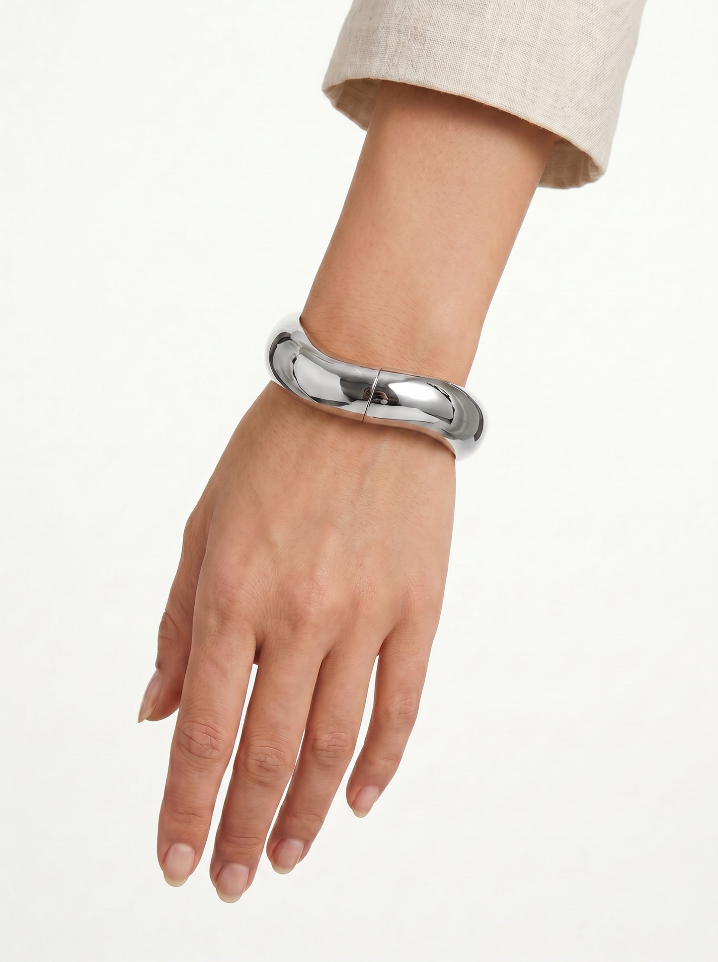 Bracciale rigido bombato a onda - Argento