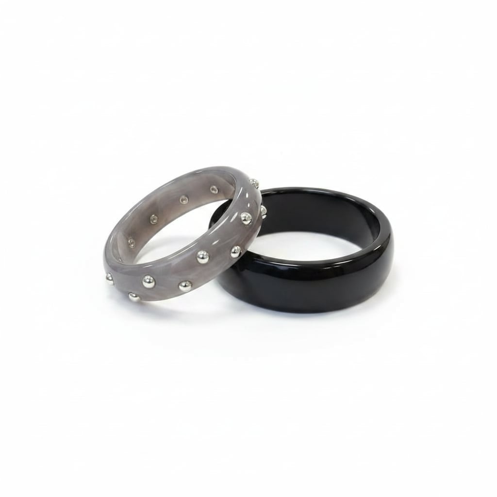 Plastic rigid bracelets with studs - Black