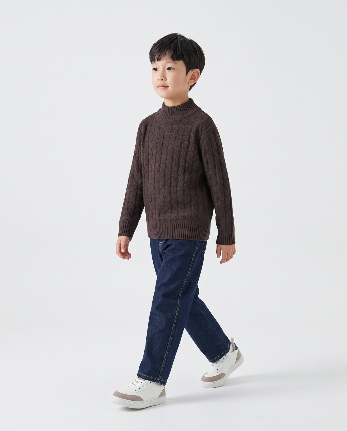 High-neck braided winter sweater - Brown