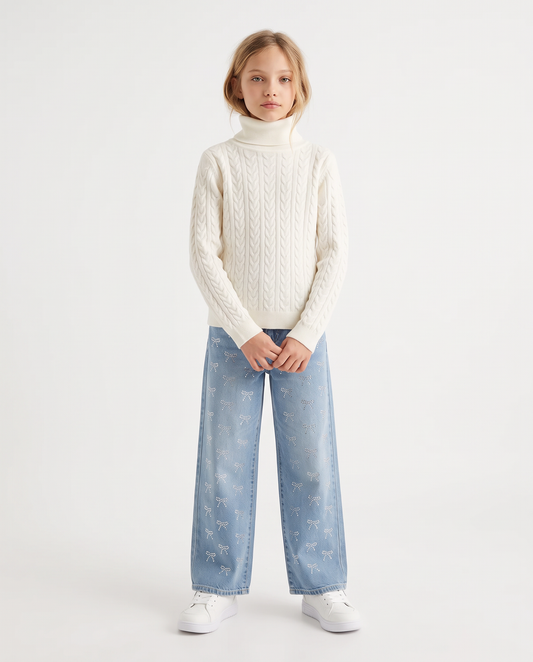 High neck sweater with soft braids - White