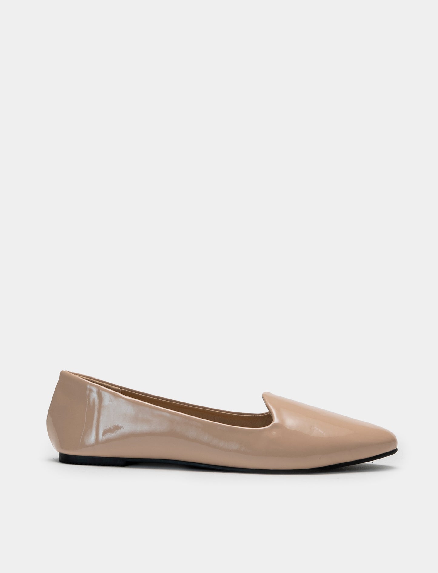 Ballerina di vernice in poliuretano. In due varianti colore. - Beige