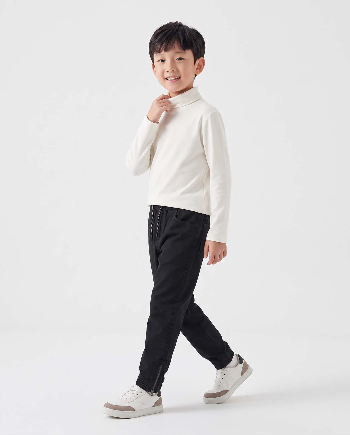 Cool and Dynamic Cotton Jogger Pants - Black