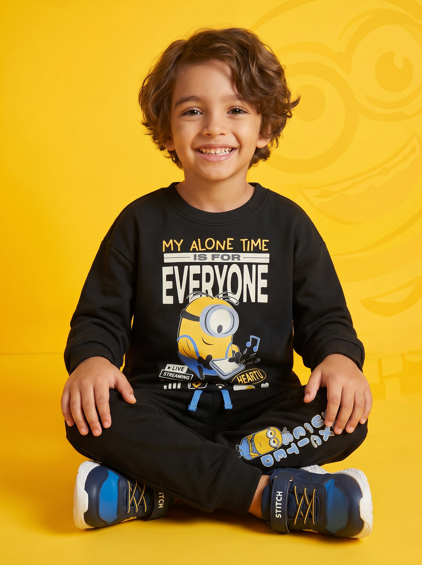 Felpa girocollo Minions con stampa - Nero