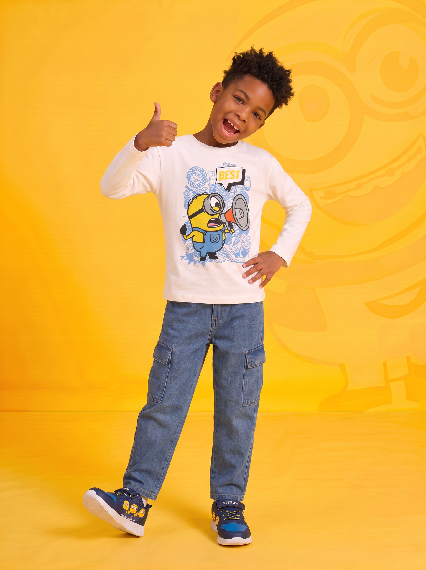 Long Sleeve T-shirt with Minions - White