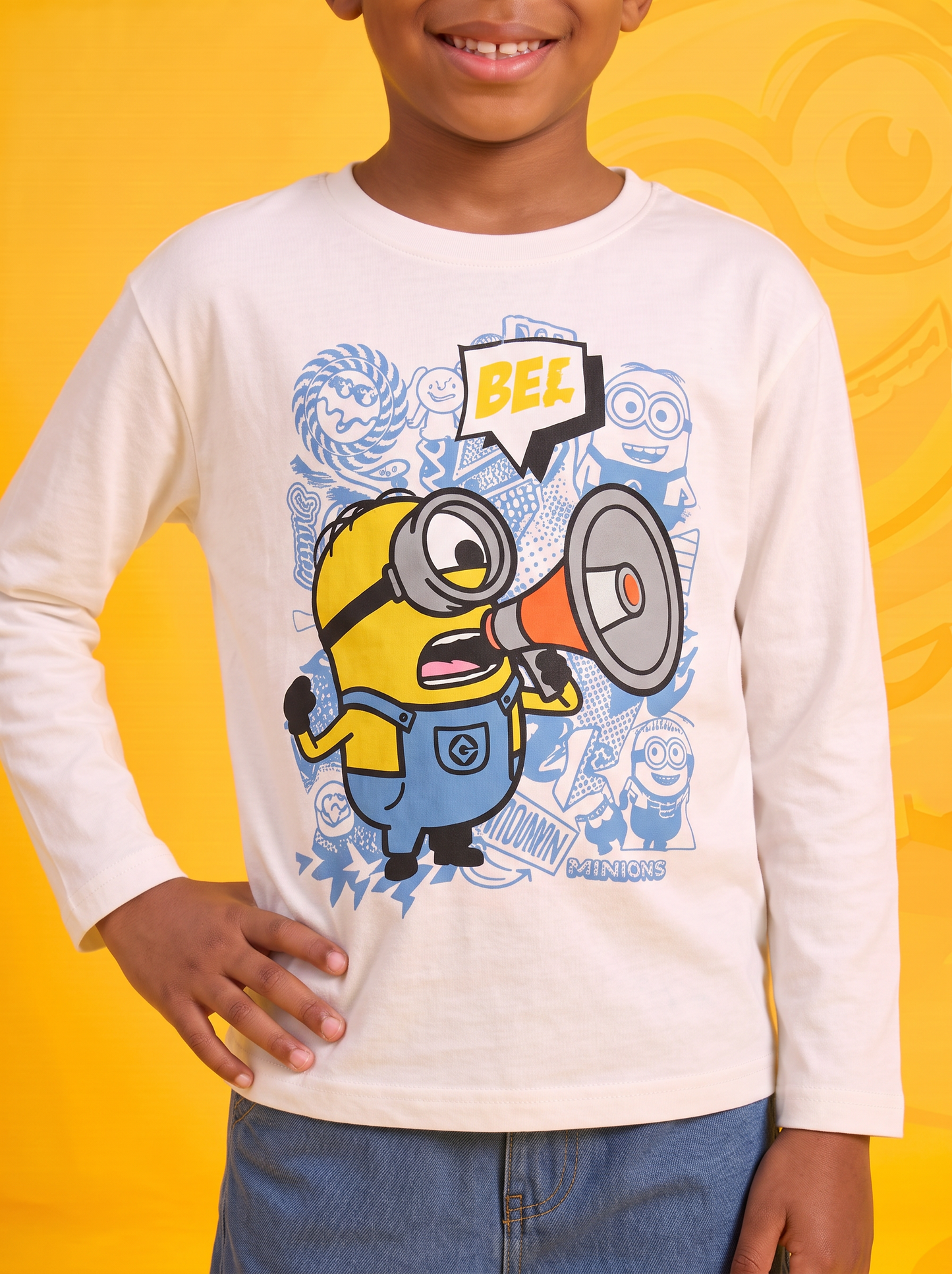 Long Sleeve T-shirt with Minions - White