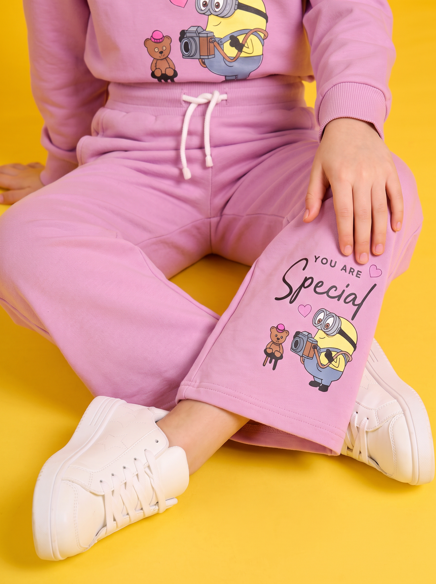 Minions print wide leg jogger sweatshirt - Pink
