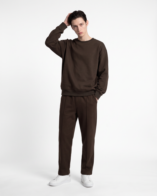 Relaxed Fit Jogger Pants in Interlock - Brown
