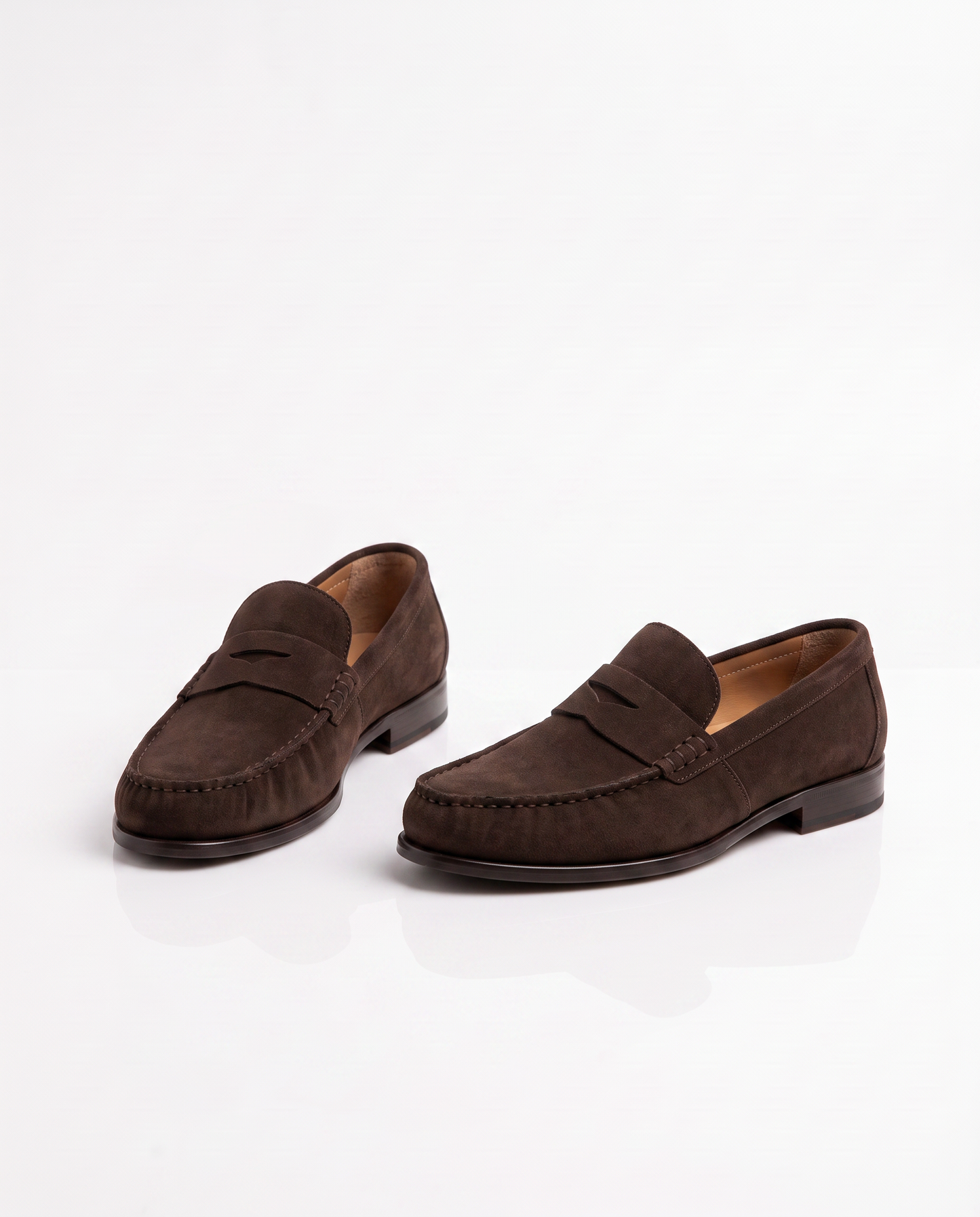 Gathered moccasin in polyurethane - Brown