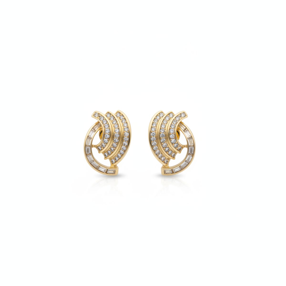Elegant wave clip earrings with rhinestones - Gold