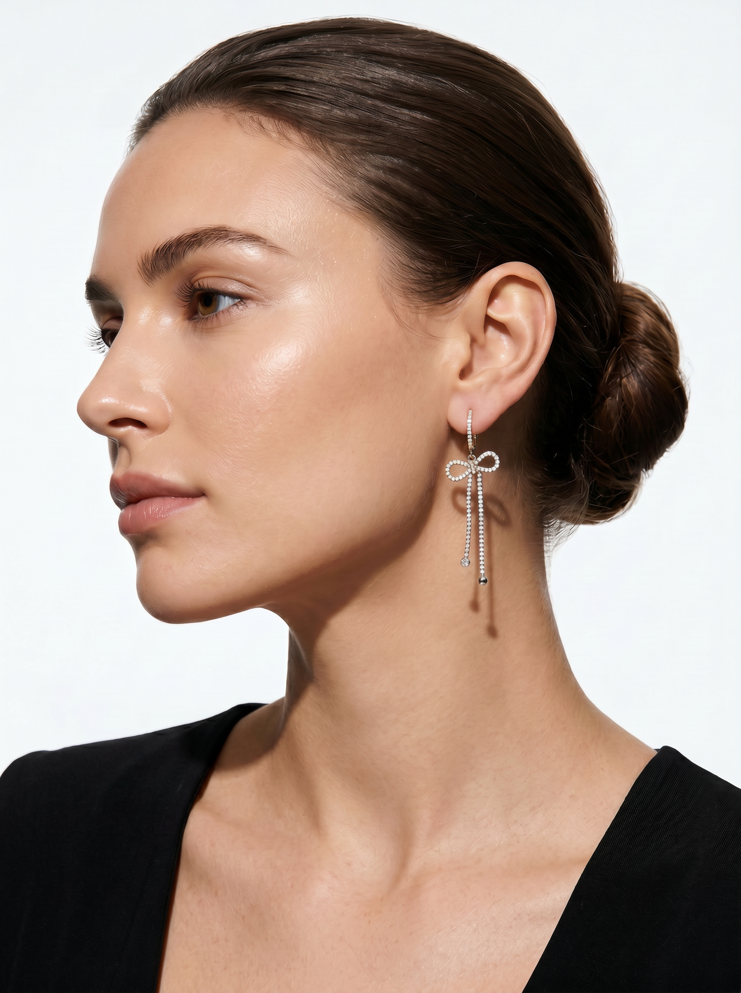 Hoop earrings with bow and rhinestones - Silver