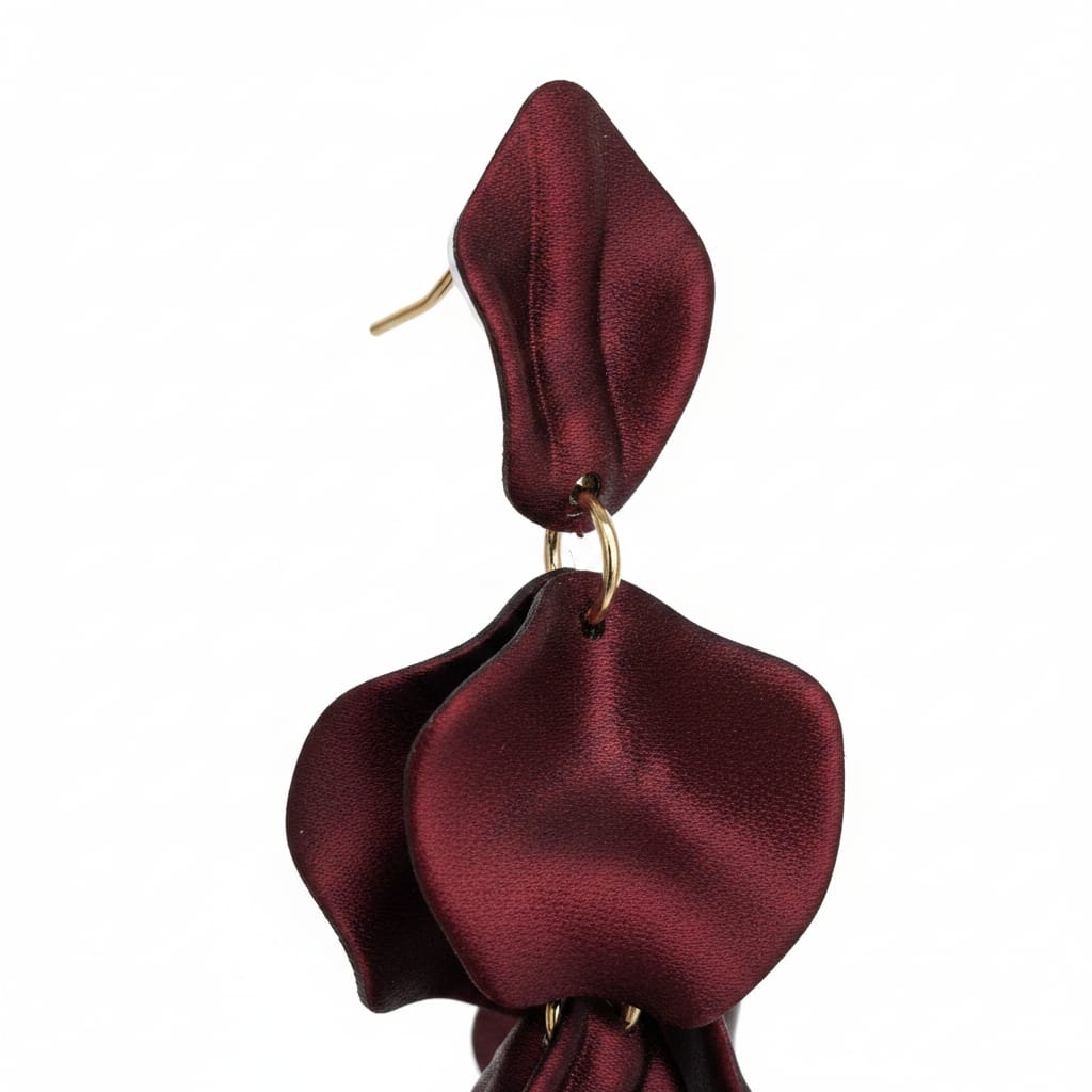 Orecchini pendenti con petali satinati - Bordeaux