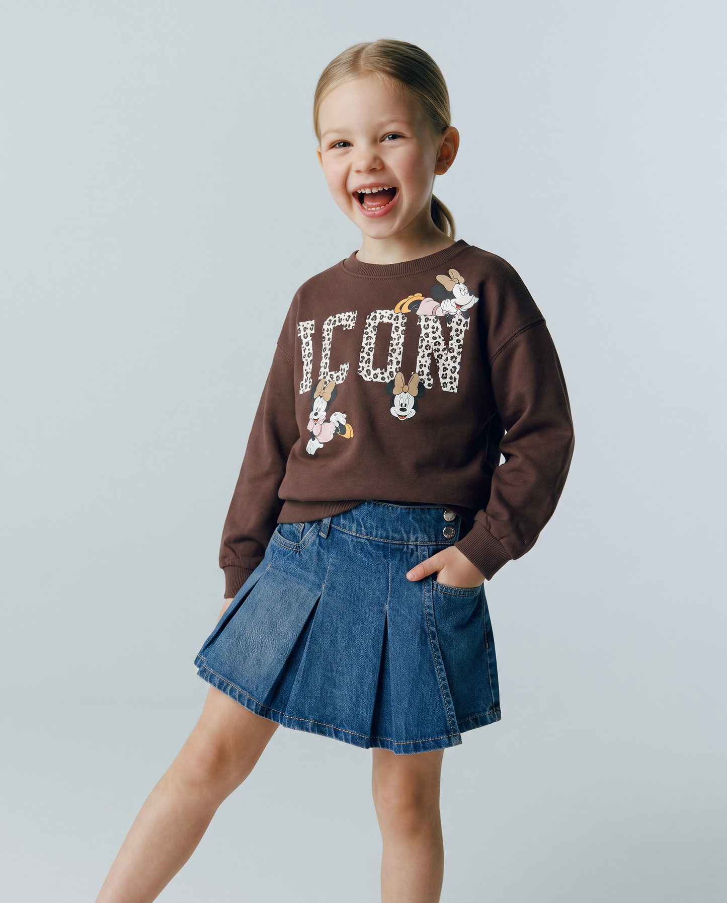 Disney Crewneck Sweatshirt with Minnie - Brown