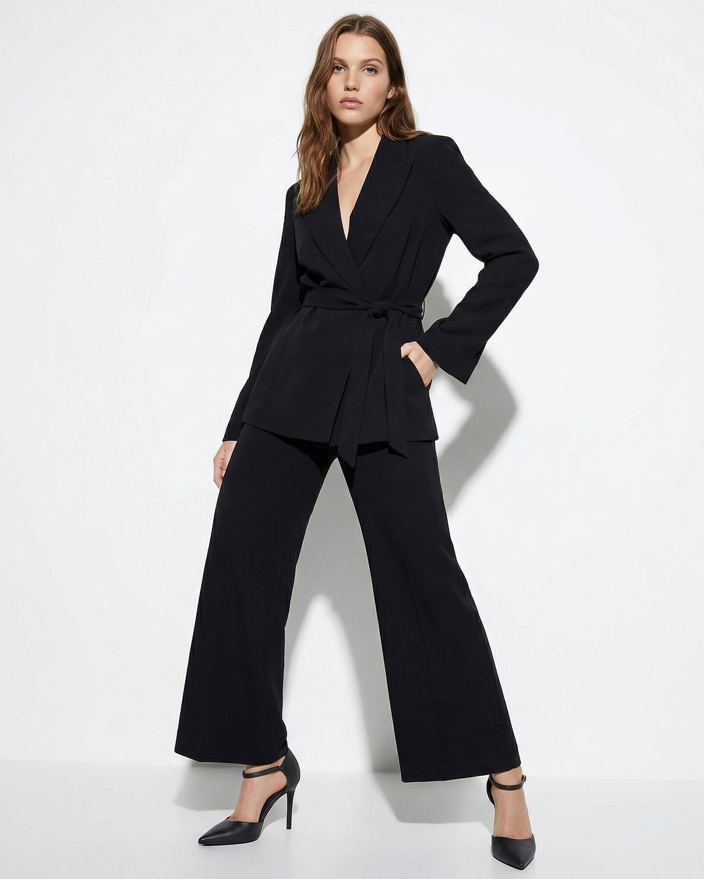 Oversized jacket with belt for women - Black