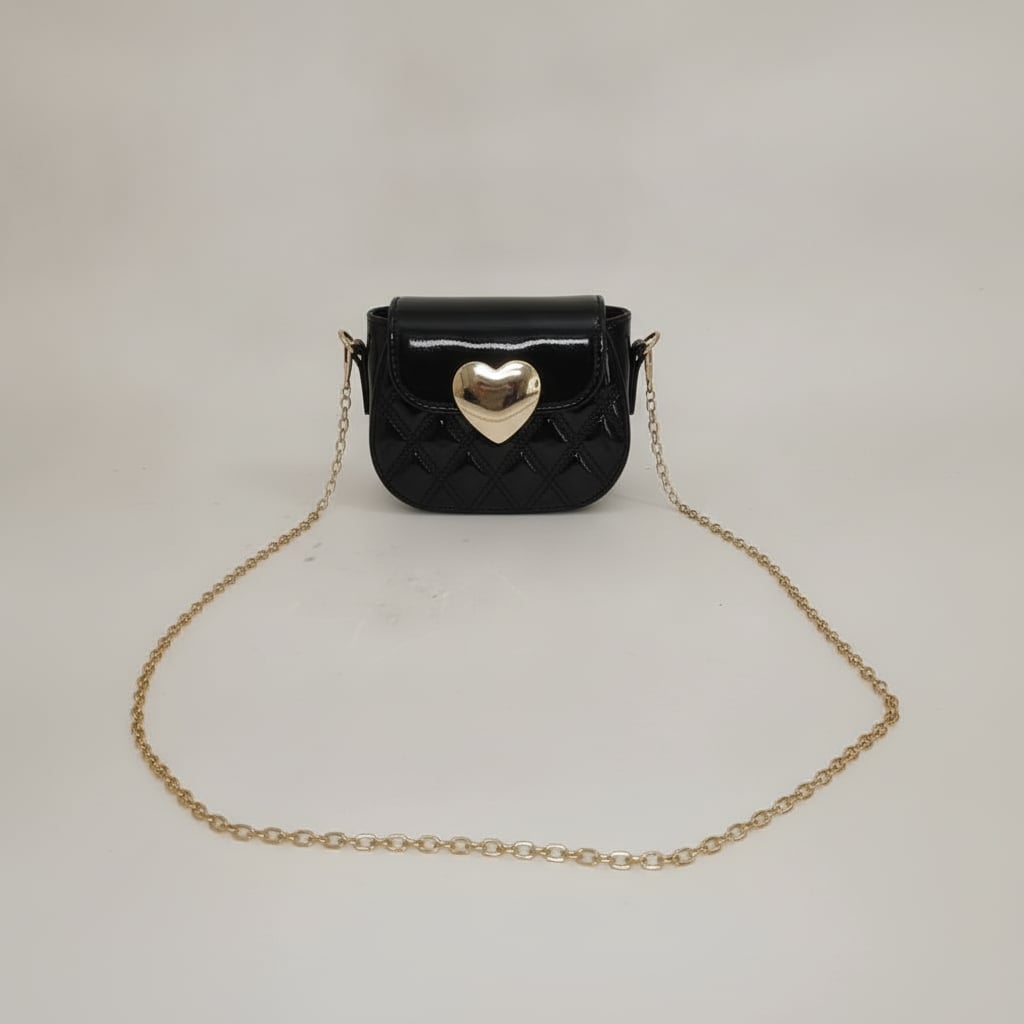 Shiny bag with metallic heart - Black