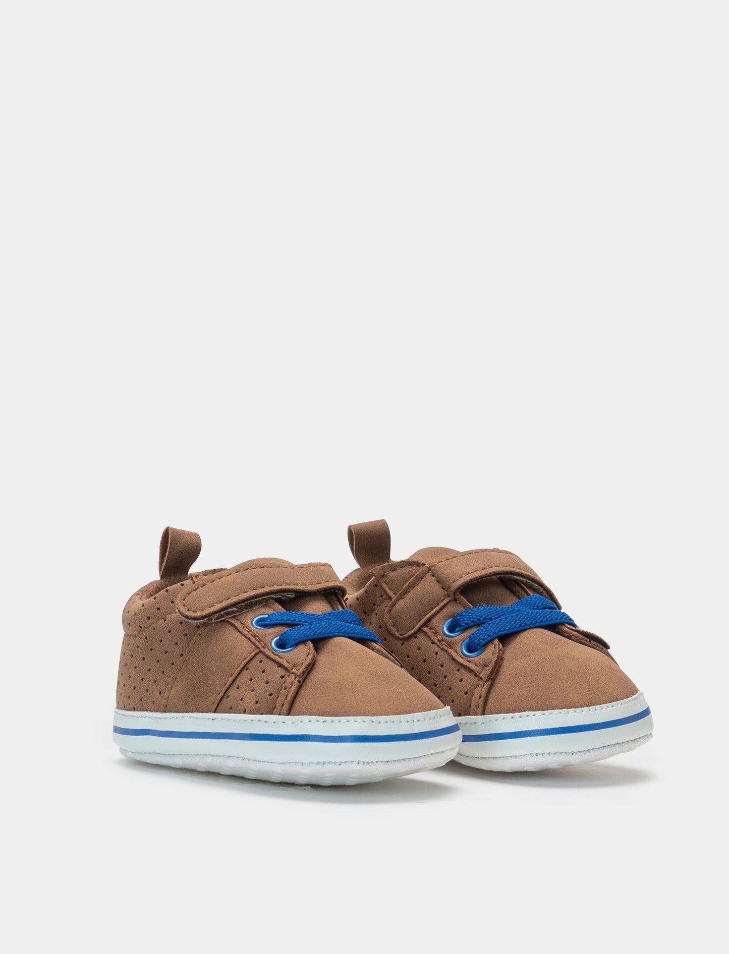 Scarpa con strappo e suola antiscivolo - Cuoio