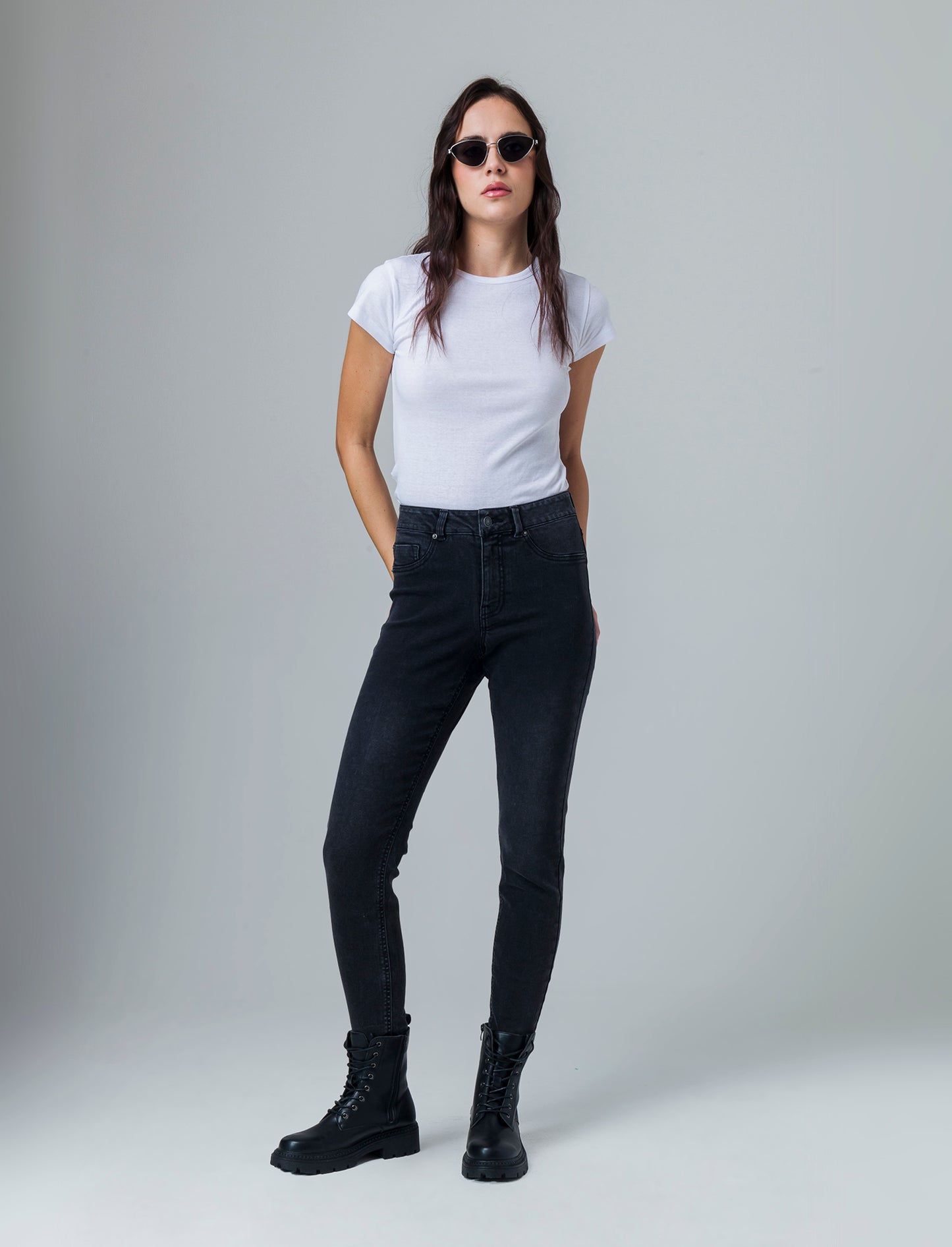 Jeans basico 5 tasche da donna - Nero
