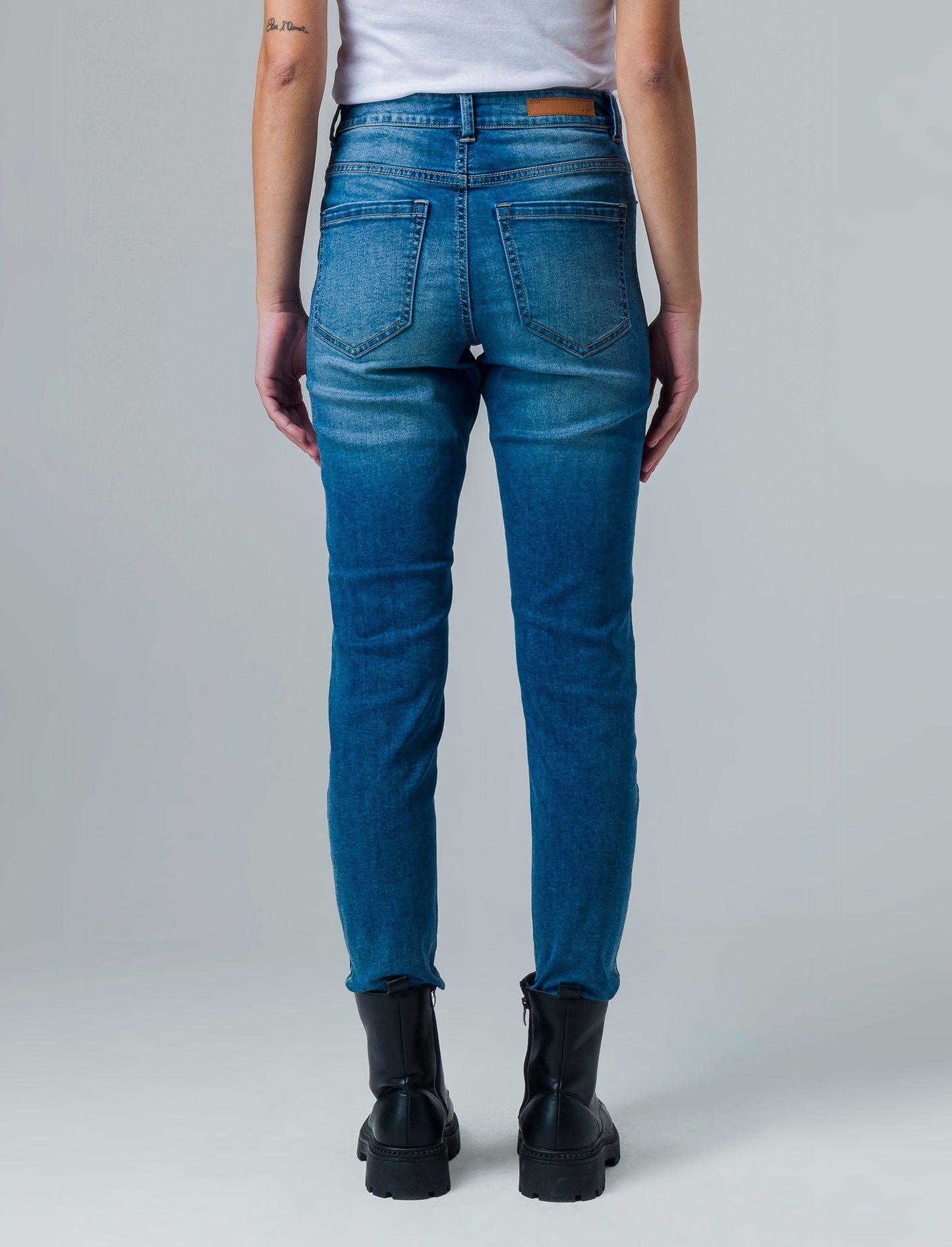 Jeans basico 5 tasche da donna - Denim