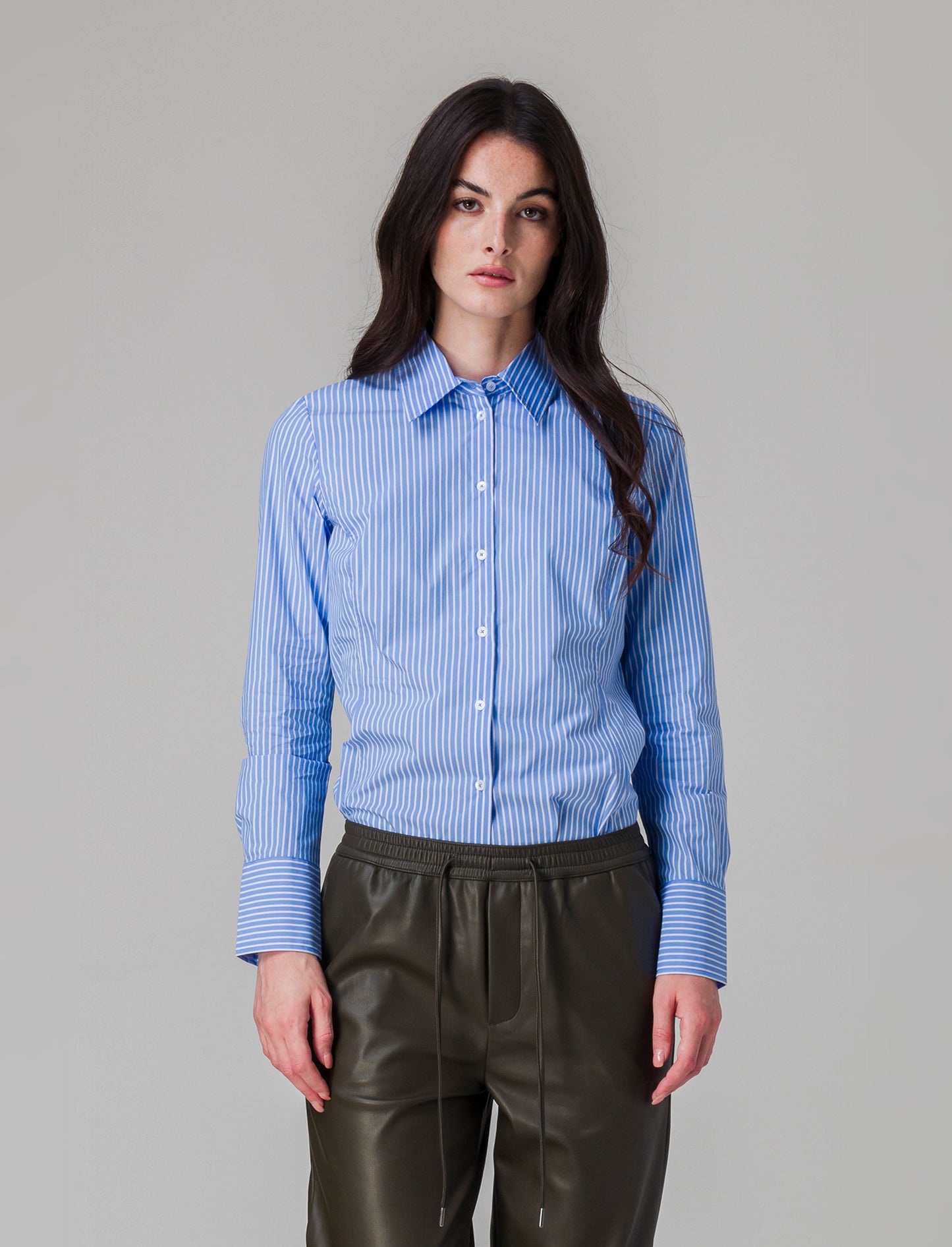 Camicia in tela elastica da donna - Celeste