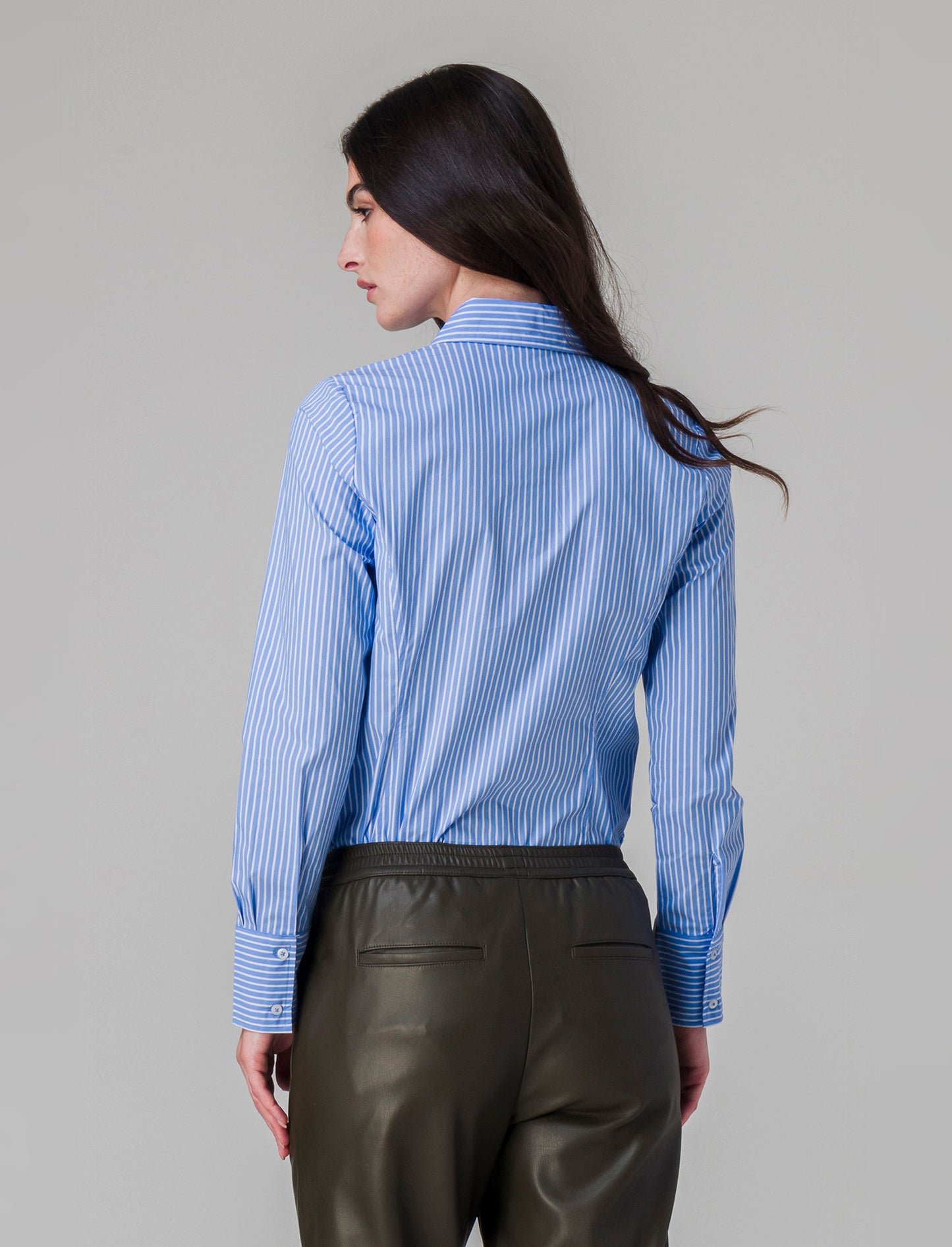Camicia in tela elastica da donna - Celeste