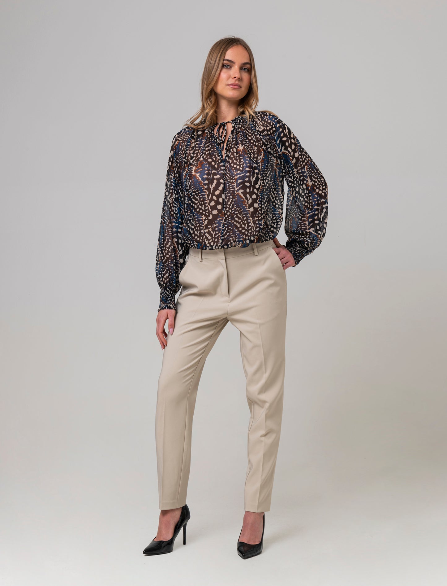 Pantalone skinny con elastico in vita da donna - Beige