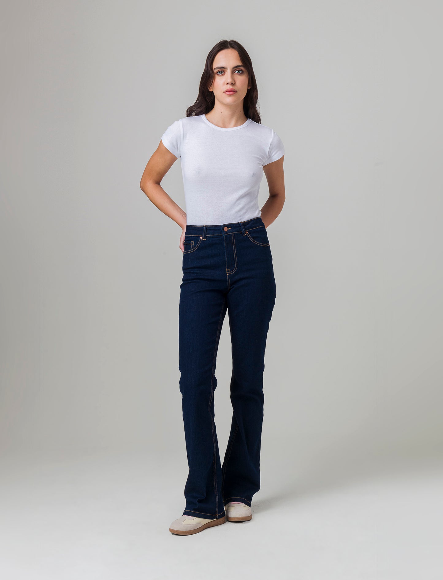 Jeans a zampa da donna - DENIM SCURO